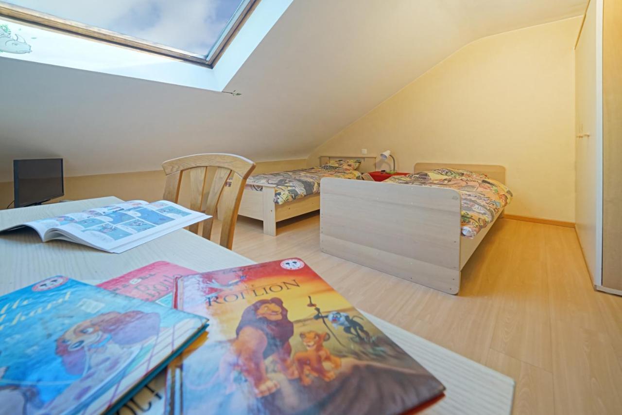Le Clos Arbore Libramont-Chevigny Bagian luar foto